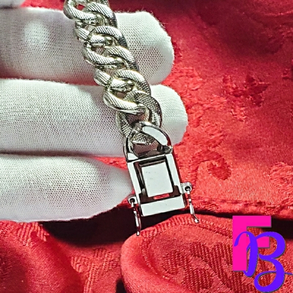 *NEW!* 13MM Iced White Gold Cuban Chain - Picture 11 of 16